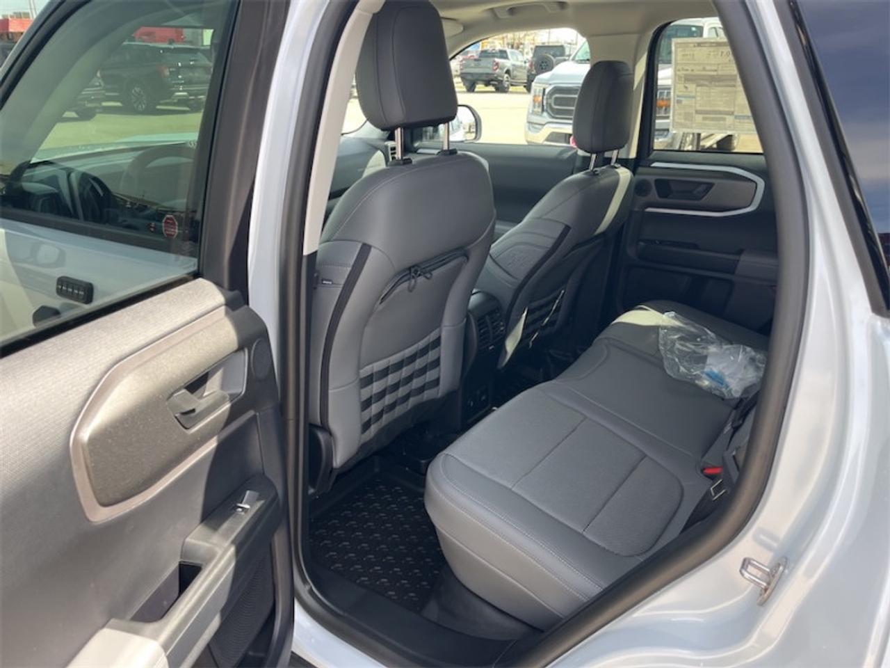 2026 Ford Bronco Sport Badlands  - Sunroof Photo5