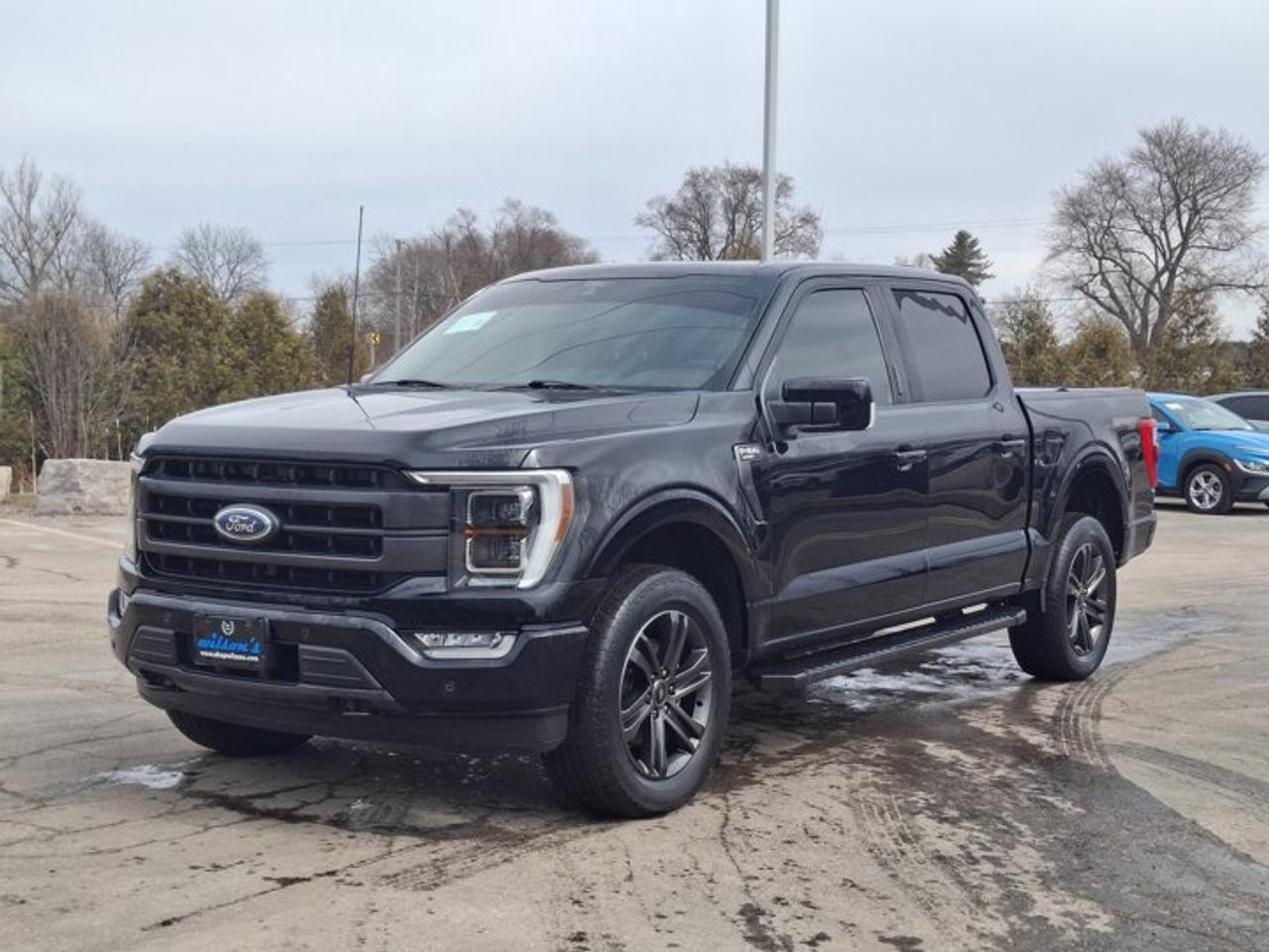 2022 Ford F-150 LARIAT Crew 4X4 | 502A | Sport Pkg | Leather | Pano Sunroof | Cooled + Heated Seats | and More ! Photo0