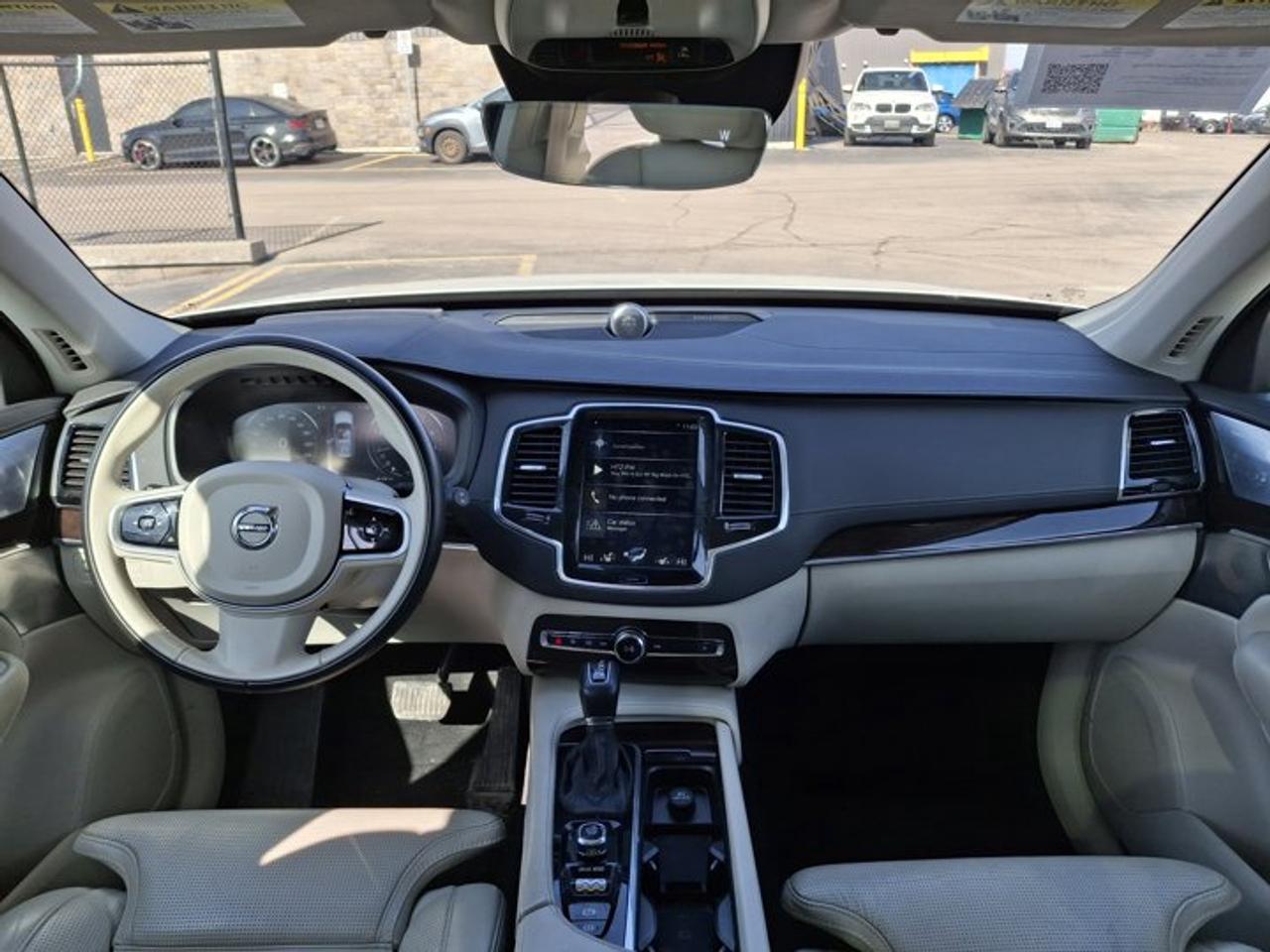 2019 Volvo XC90 Inscription AWD | Leather | Heated Seats + Steering | 7 Passenger | Panoramic Sunroof | and More ! Photo