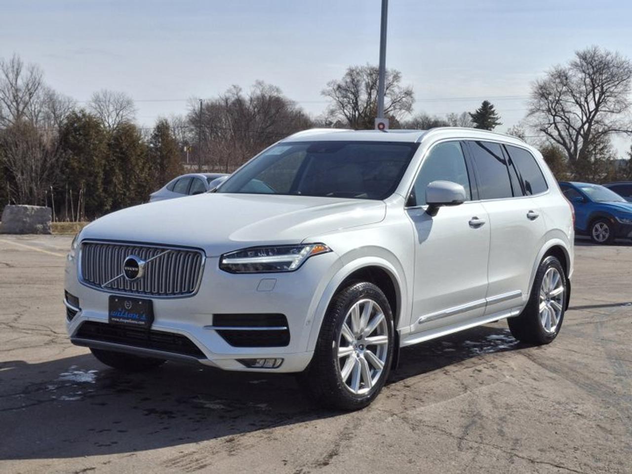 2019 Volvo XC90 Inscription AWD | Leather | Heated Seats + Steering | 7 Passenger | Panoramic Sunroof | and More ! Photo0