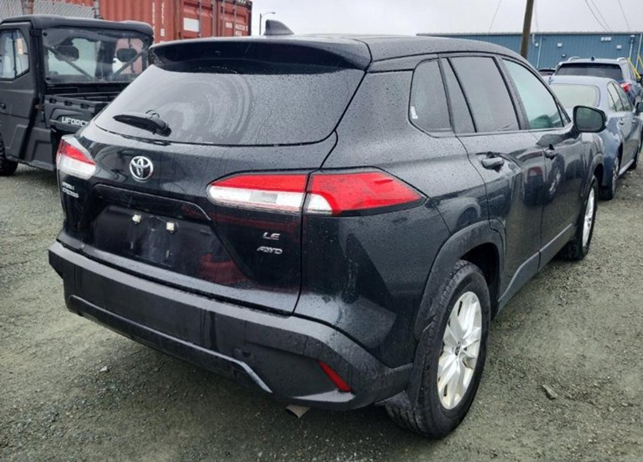 2024 Toyota Corolla Cross LE AWD | Heated Wheel + Seats | CarPlay + Android | Radar Cruise | and More ! Photo