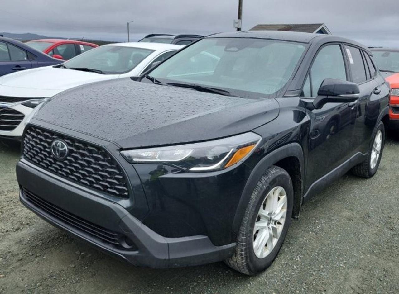 2024 Toyota Corolla Cross LE AWD | Heated Wheel + Seats | CarPlay + Android | Radar Cruise | and More ! Photo0
