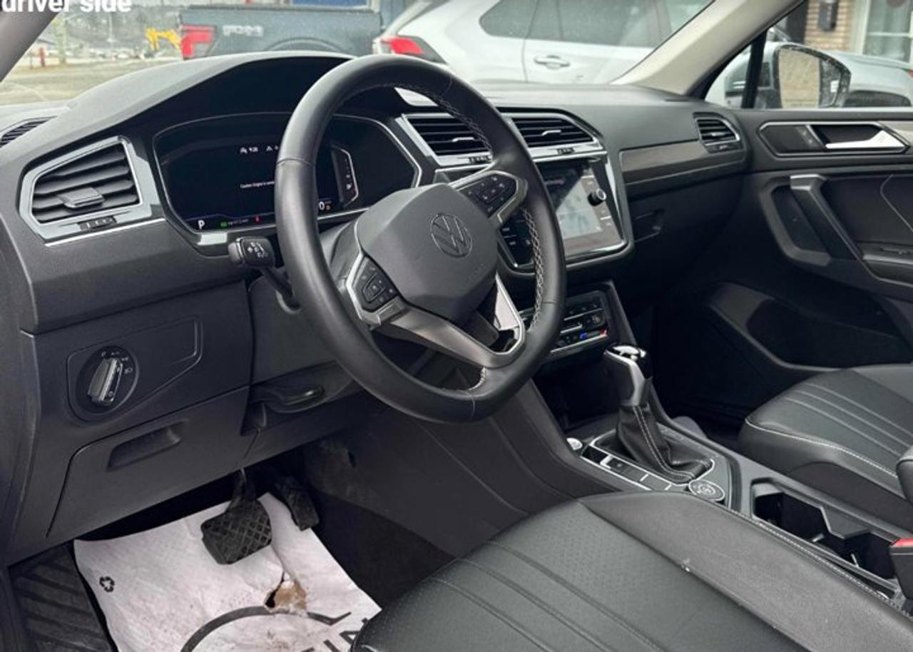 2024 Volkswagen Tiguan Comfortline AWD | Sunroof | Leatherette | Adaptive Cruise | Heated Wheel + Seats | Rear Cam & More ! Photo
