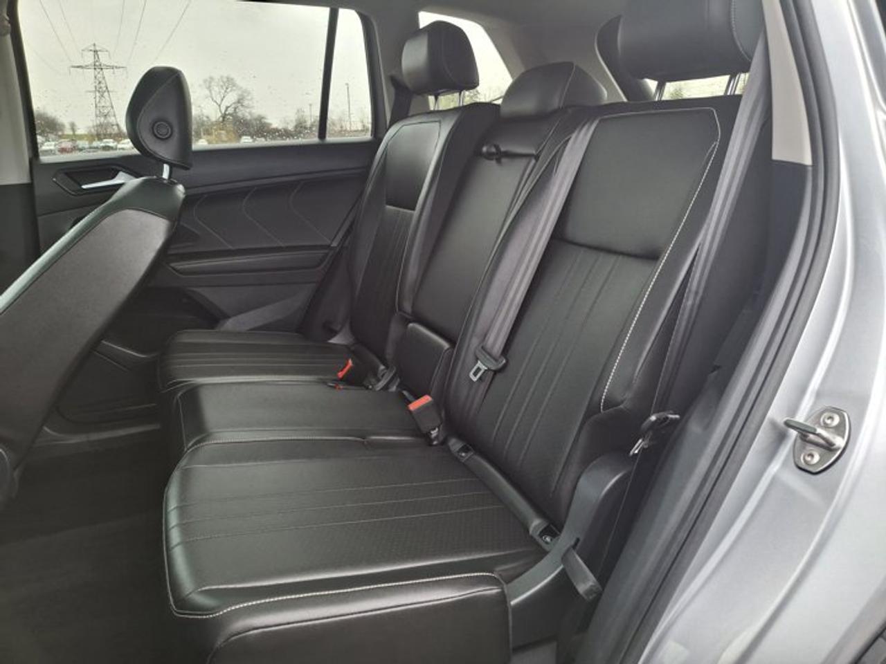 2024 Volkswagen Tiguan Comfortline AWD | Sunroof | Leatherette | Adaptive Cruise | Heated Wheel + Seats | Rear Cam & More ! Photo