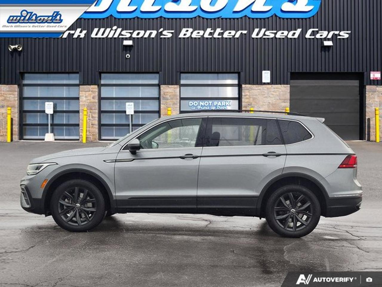 2024 Volkswagen Tiguan Comfortline AWD | Sunroof | Leatherette | Adaptive Cruise | Heated Wheel + Seats | Rear Cam & More ! Photo