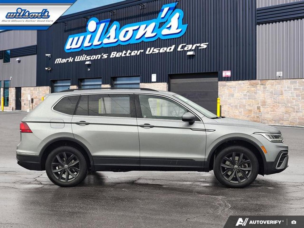 2024 Volkswagen Tiguan Comfortline AWD | Sunroof | Leatherette | Adaptive Cruise | Heated Wheel + Seats | Rear Cam & More ! Photo