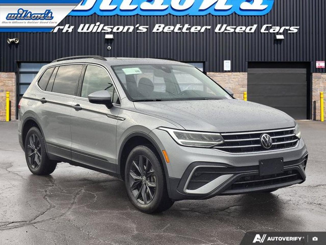 2024 Volkswagen Tiguan Comfortline AWD | Sunroof | Leatherette | Adaptive Cruise | Heated Wheel + Seats | Rear Cam & More ! Photo