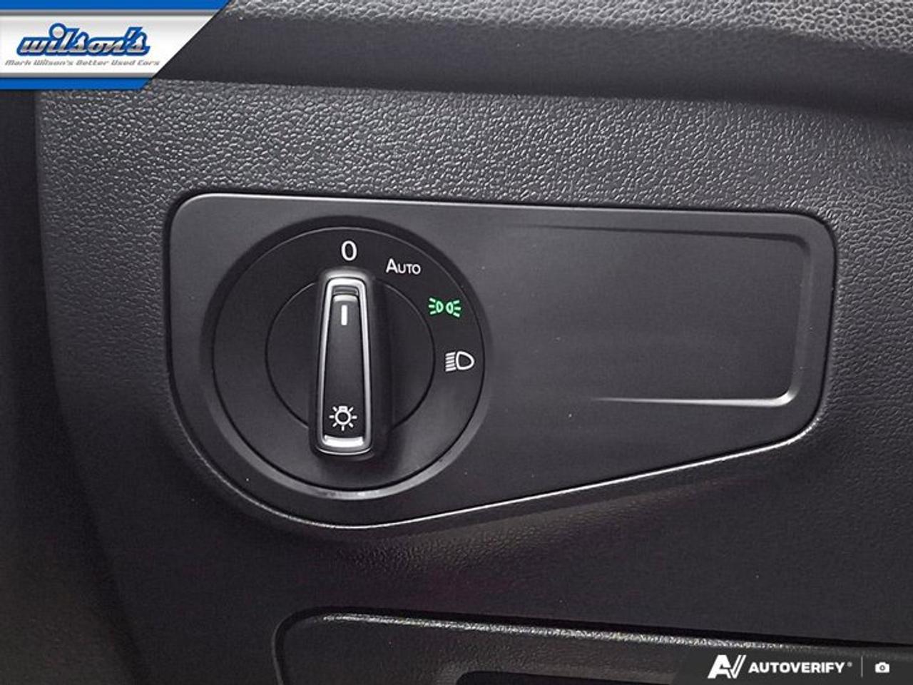 2024 Volkswagen Tiguan Comfortline AWD | Sunroof | Leatherette | Adaptive Cruise | Heated Wheel + Seats | Rear Cam & More ! Photo