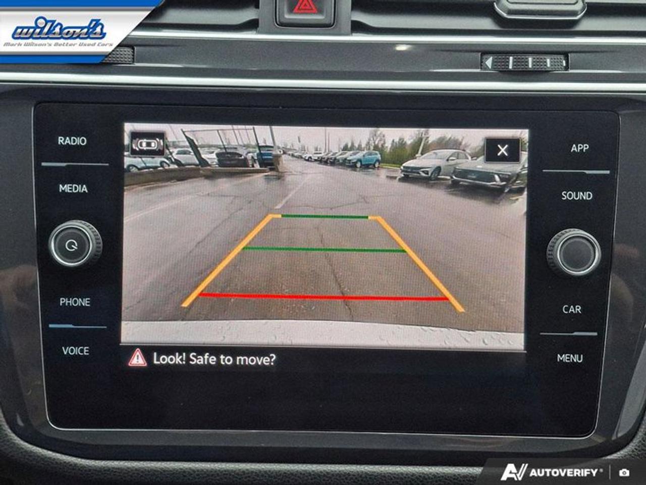 2024 Volkswagen Tiguan Comfortline AWD | Sunroof | Leatherette | Adaptive Cruise | Heated Wheel + Seats | Rear Cam & More ! Photo