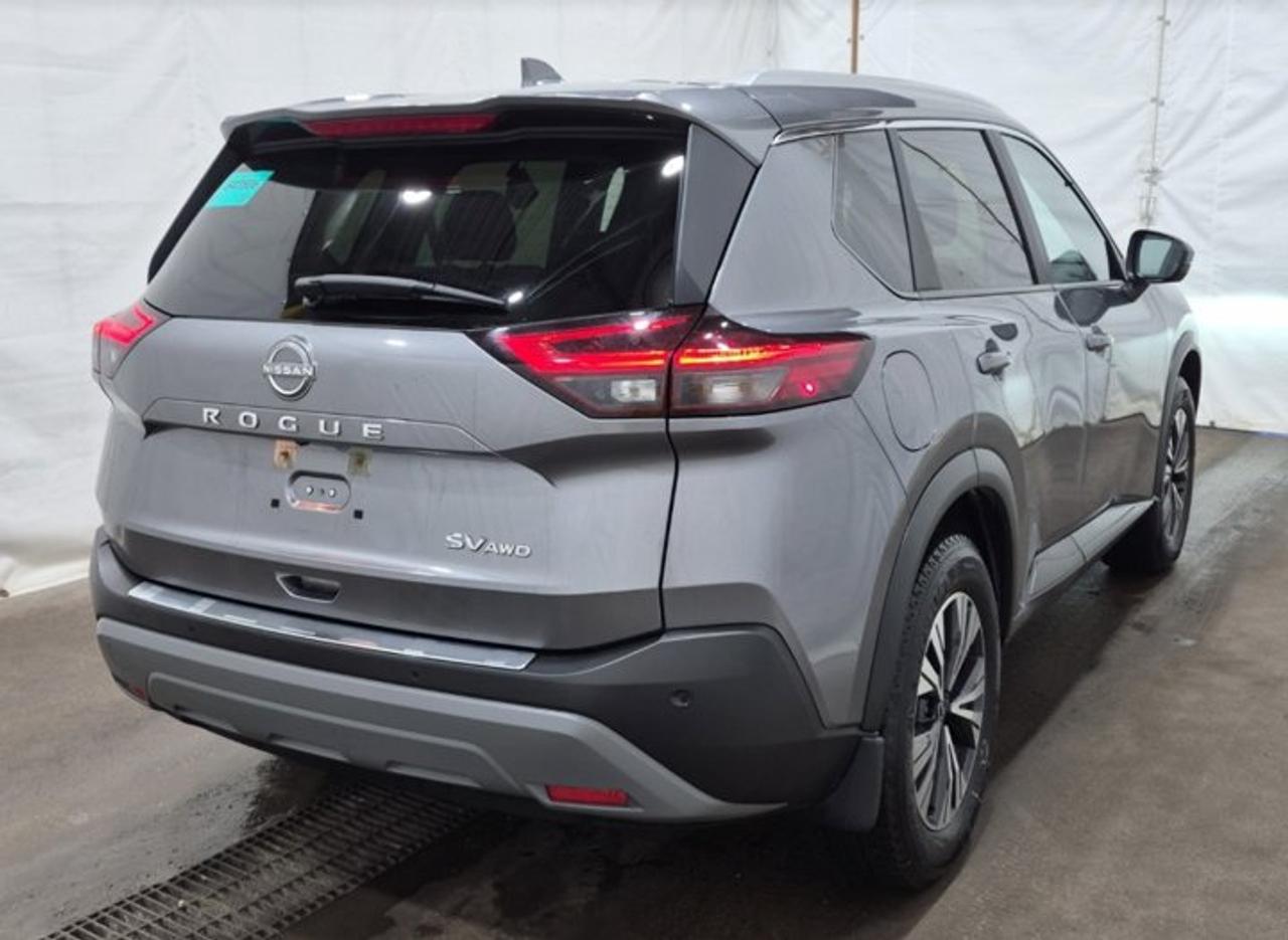 2023 Nissan Rogue SV AWD | Sunroof | 360 Camera | Heated Wheel + Seats | CarPlay + Android | Power Seat | and More ! Photo