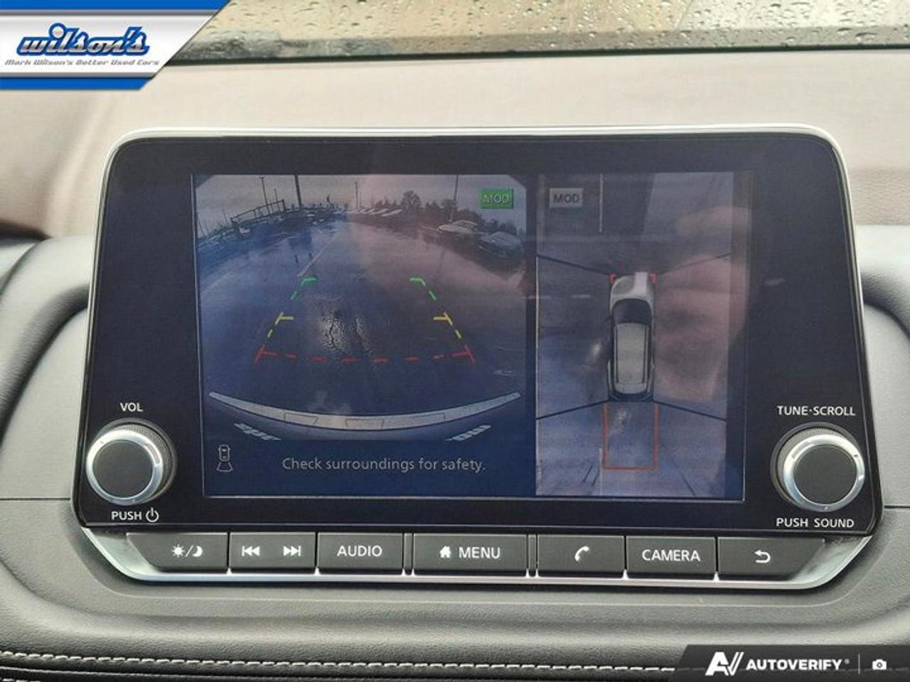2023 Nissan Rogue SV AWD | Sunroof | 360 Camera | Heated Wheel + Seats | CarPlay + Android | Power Seat | and More ! Photo