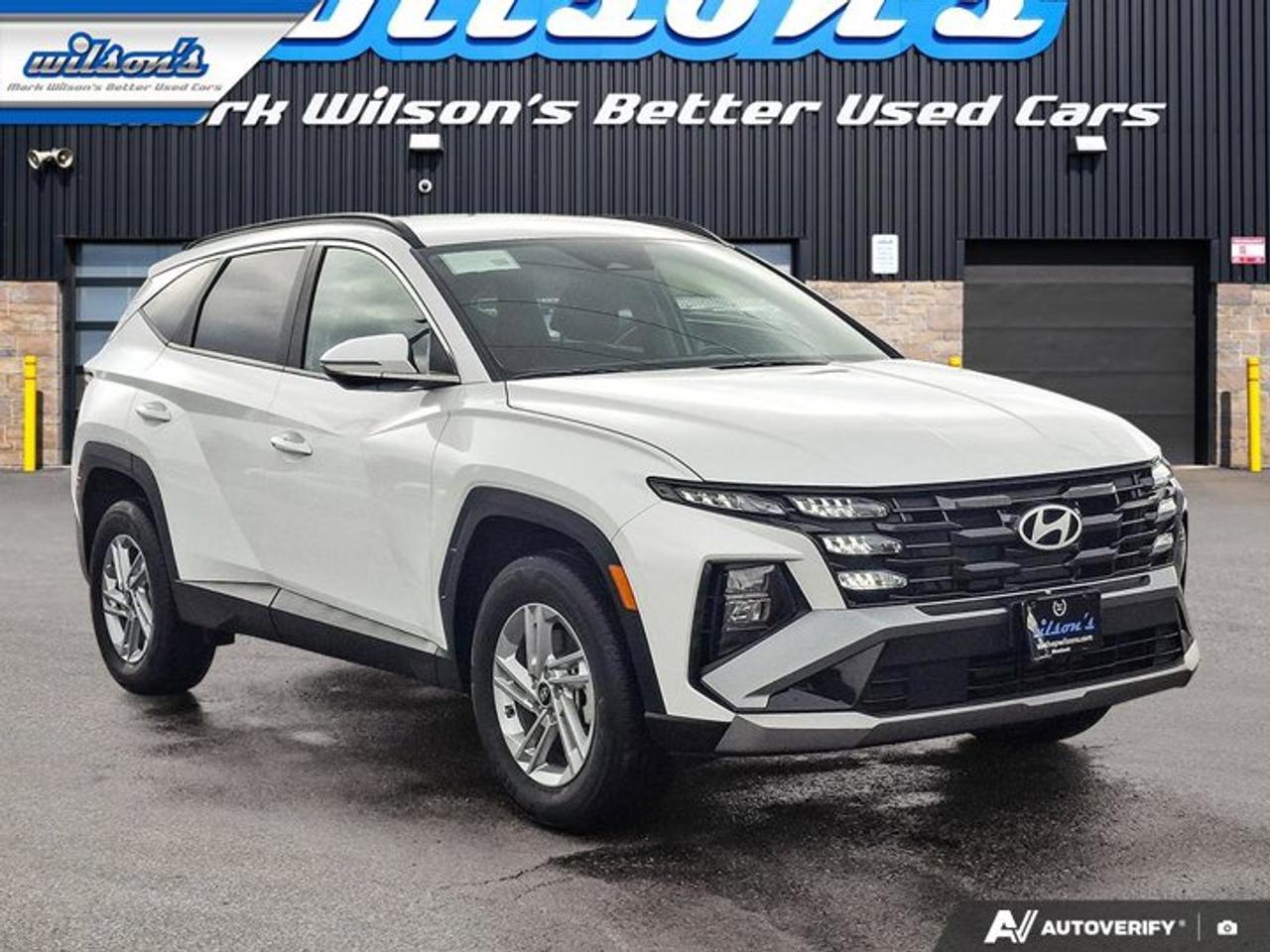 2025 Hyundai Tucson Preferred AWD | Heated Seats + Steering | Wireless Carplay + Android Auto | BSM | and More ! Photo