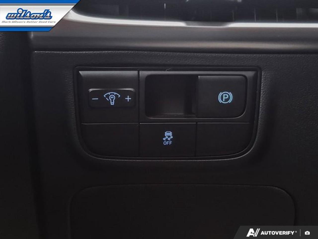 2025 Hyundai Tucson Preferred AWD | Heated Seats + Steering | Wireless Carplay + Android Auto | BSM | and More ! Photo