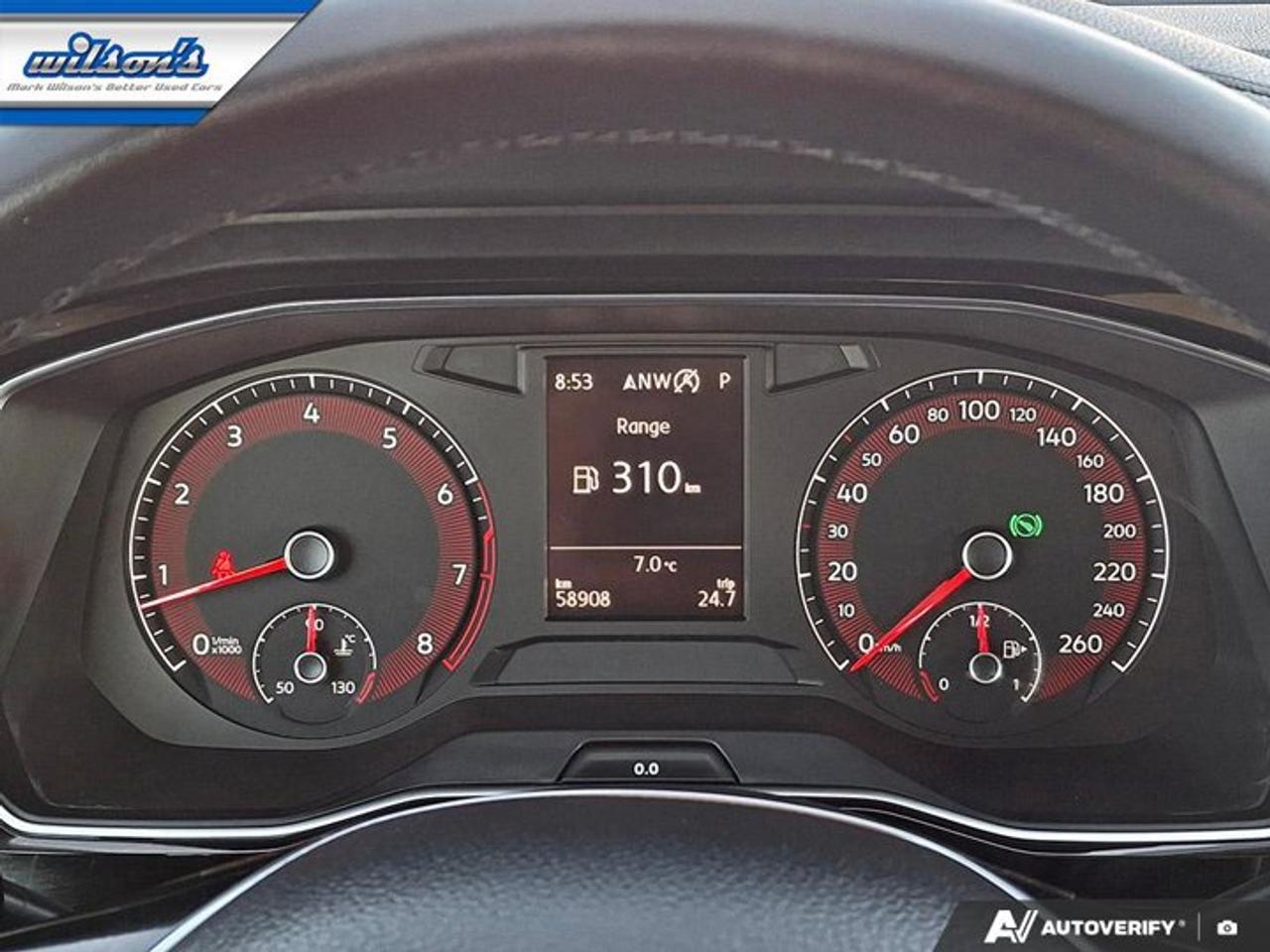 2020 Volkswagen Jetta Highline | Leather | Sunroof | Heated Seats | CarPlay + Android | Rear Camera | and More ! Photo