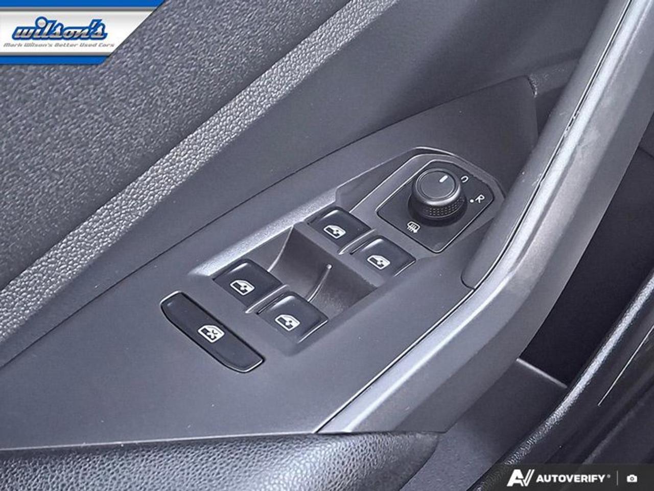 2020 Volkswagen Jetta Highline | Leather | Sunroof | Heated Seats | CarPlay + Android | Rear Camera | and More ! Photo