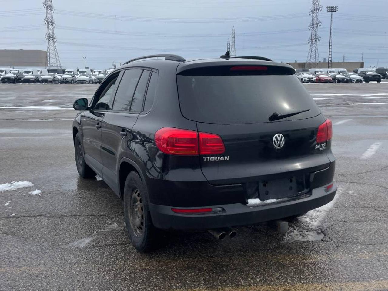 2015 Volkswagen Tiguan Special Edition!! AWD, DEALER SERVICED!! SUNROOF!! Photo32