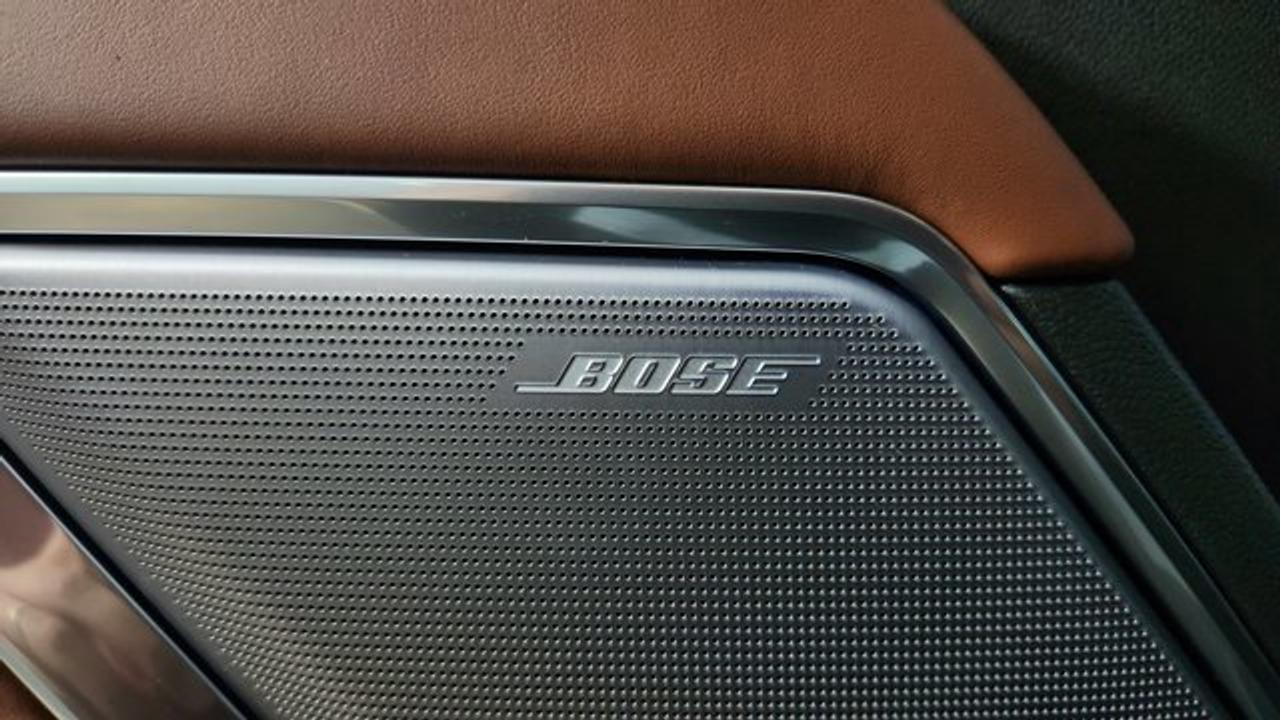 13789866