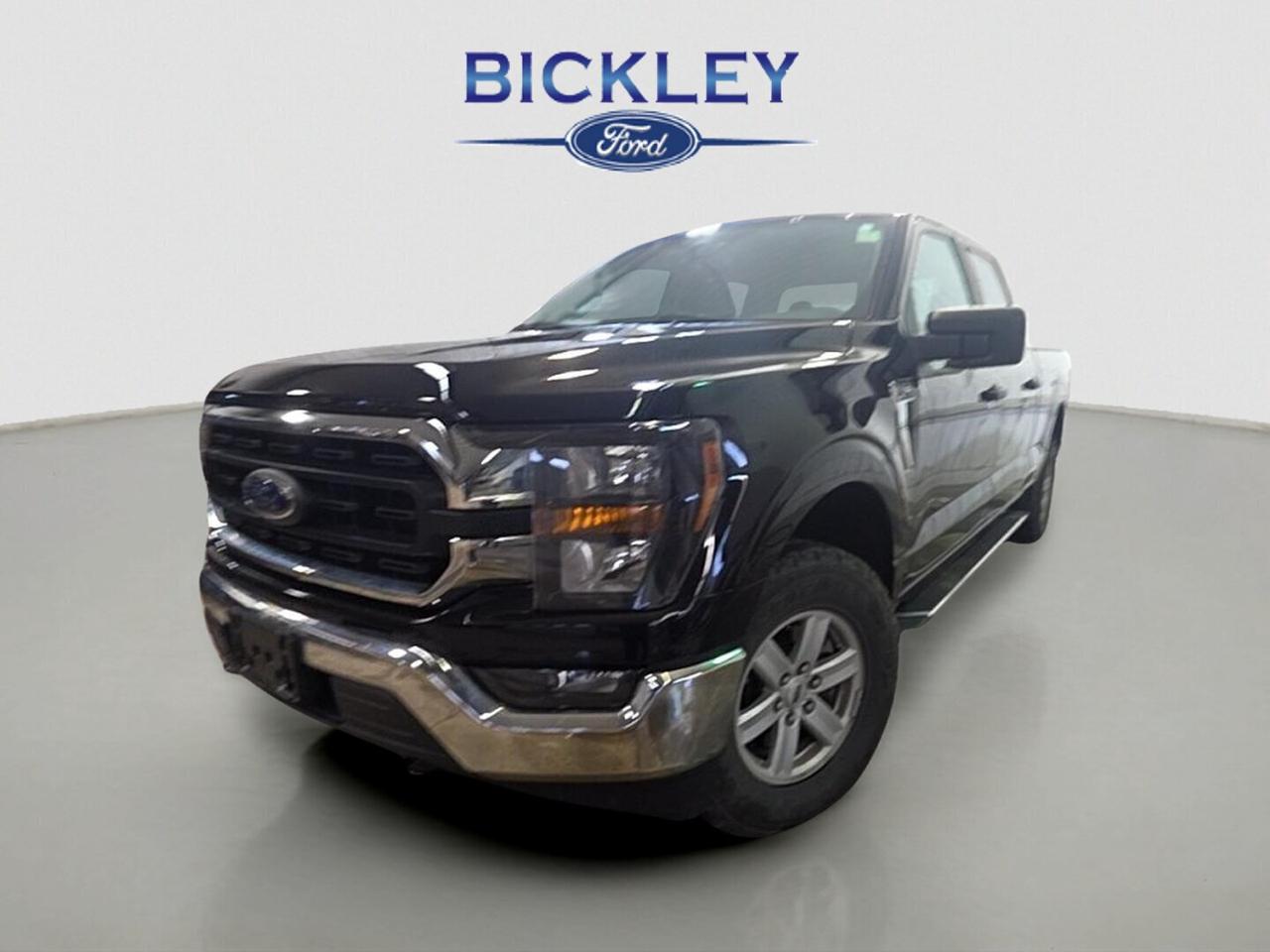2023 Ford F-150 Lariat Photo0