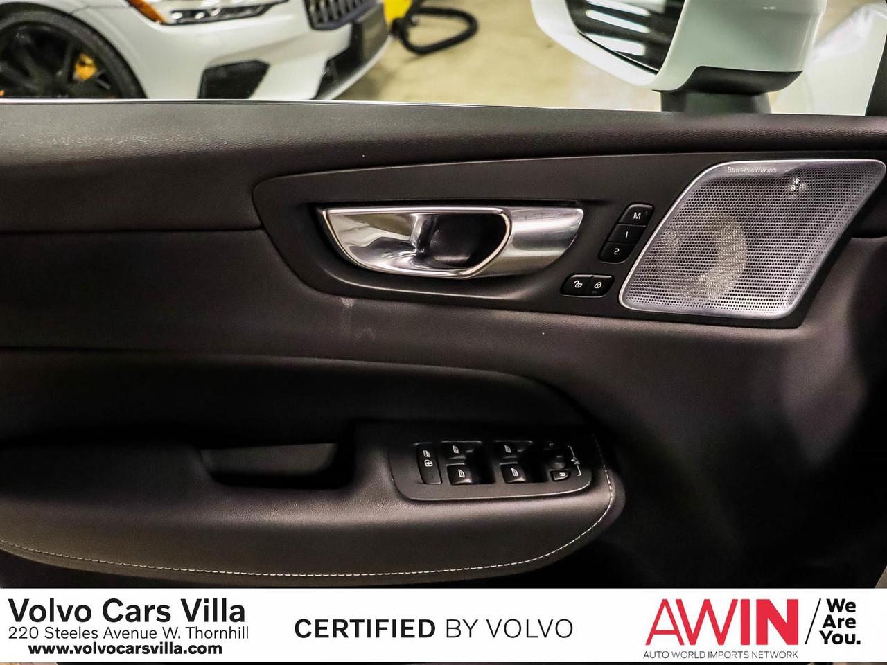 2022 Volvo XC60 B6 AWD Inscription Photo4