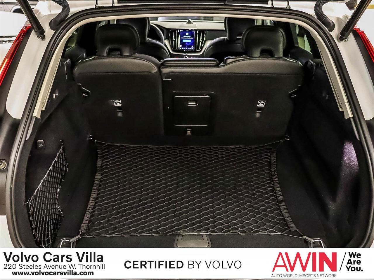 2022 Volvo XC60 B6 AWD Inscription Photo