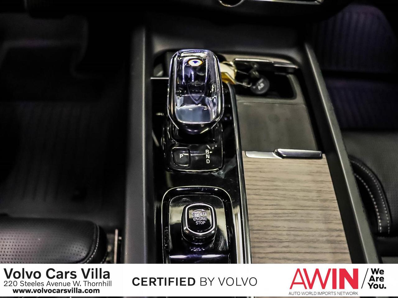 2022 Volvo XC60 B6 AWD Inscription Photo