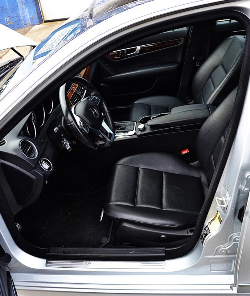2012 Mercedes-Benz C-Class 4DR SEDAN C350 AWD Photo