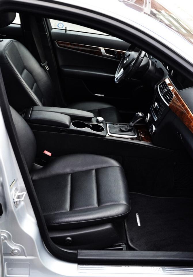 2012 Mercedes-Benz C-Class 4DR SEDAN C350 AWD Photo