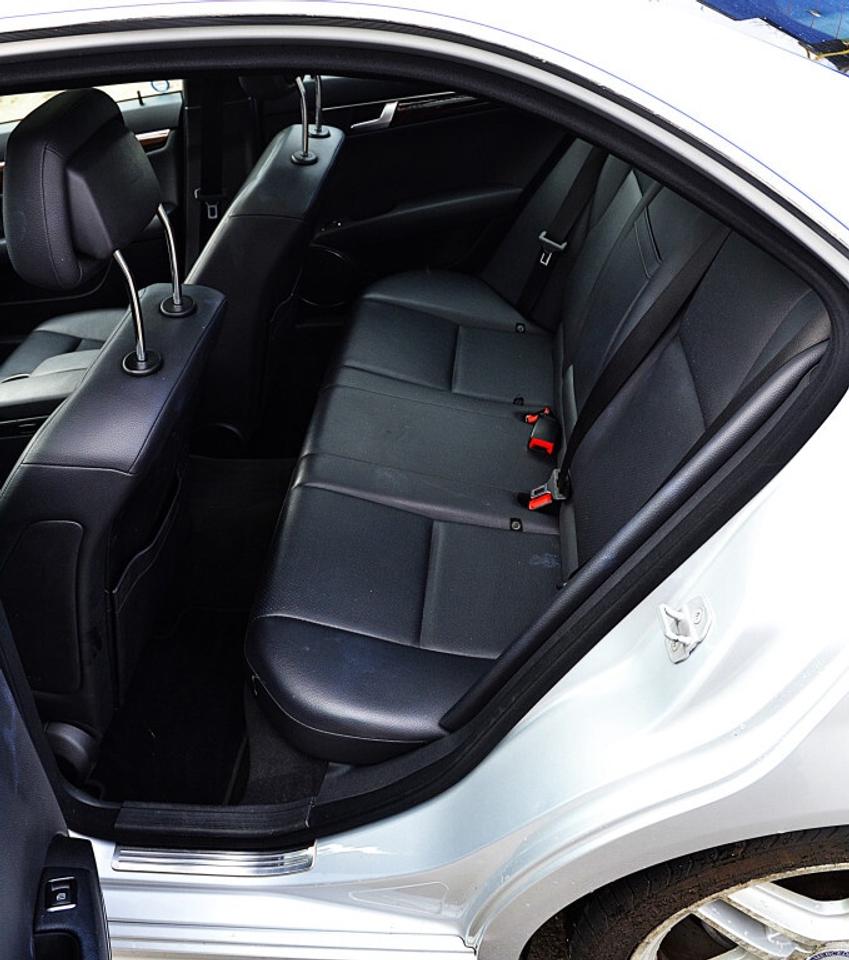 2012 Mercedes-Benz C-Class 4DR SEDAN C350 AWD Photo