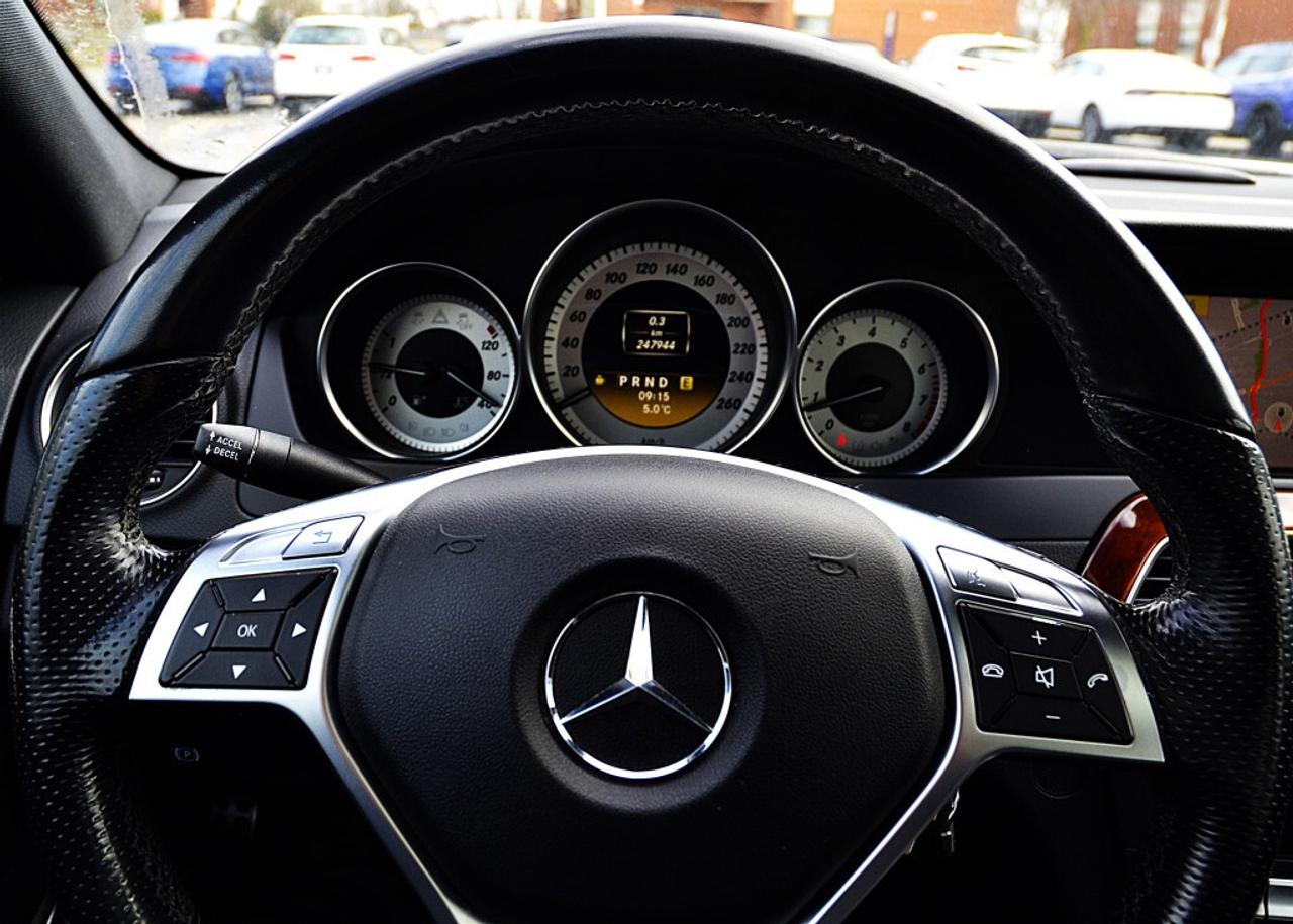 2012 Mercedes-Benz C-Class 4DR SEDAN C350 AWD Photo