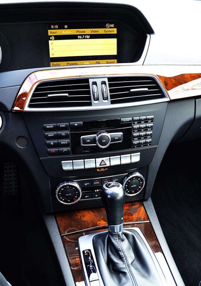 2012 Mercedes-Benz C-Class 4DR SEDAN C350 AWD Photo