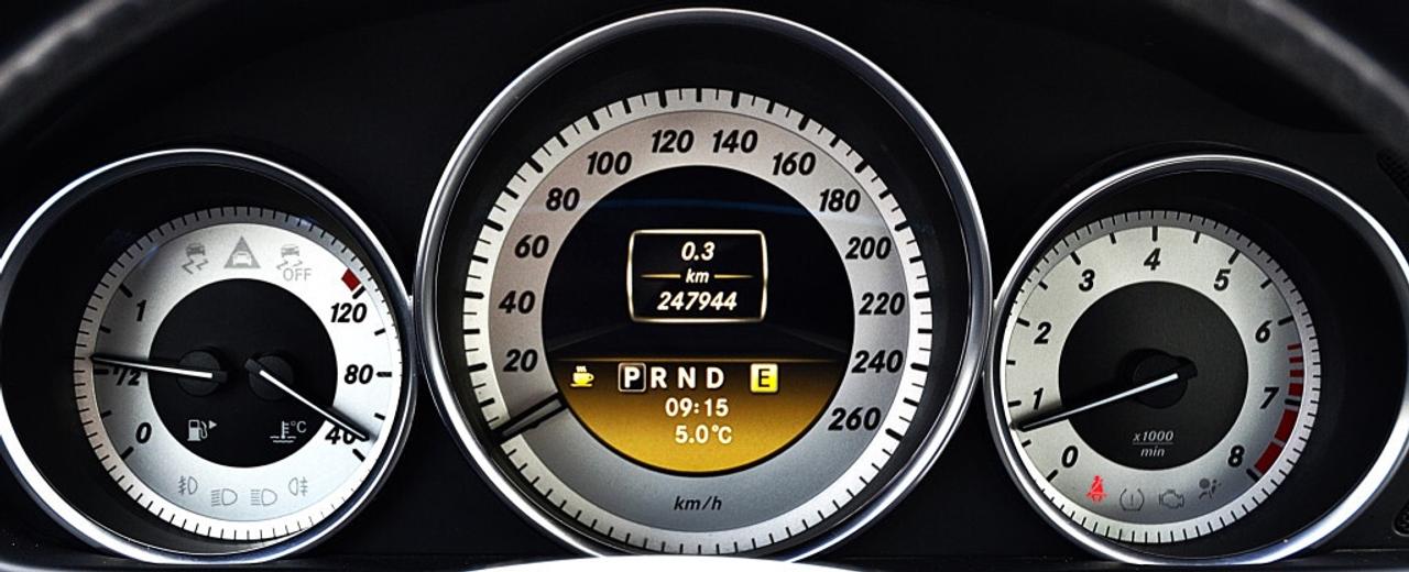 2012 Mercedes-Benz C-Class 4DR SEDAN C350 AWD Photo