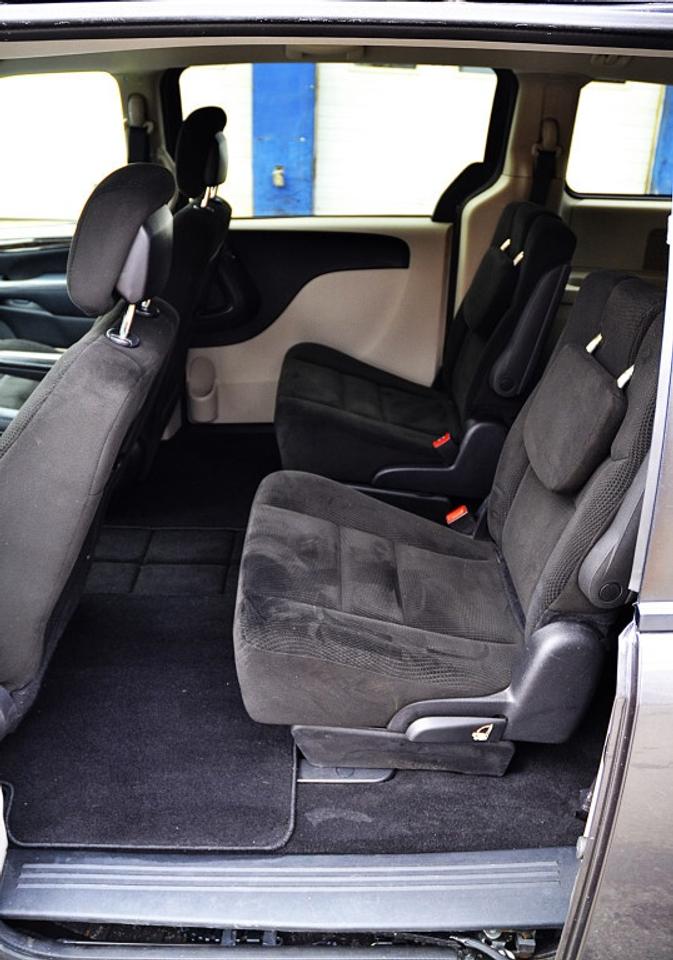 2016 Dodge Grand Caravan SXT Front-wheel Drive Passenger Van Automatic Photo