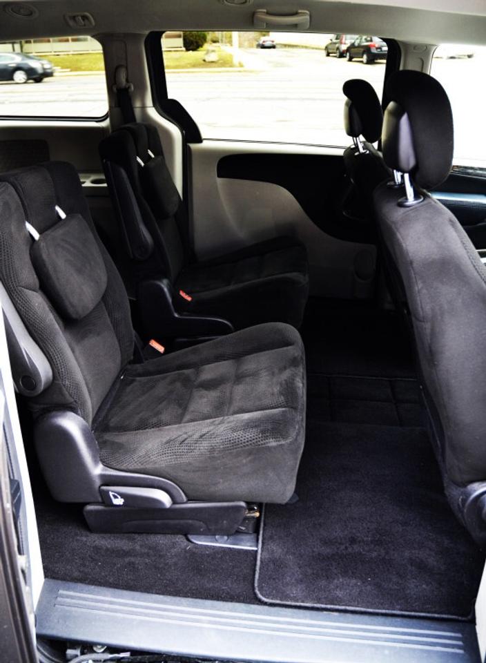 2016 Dodge Grand Caravan SXT Front-wheel Drive Passenger Van Automatic Photo