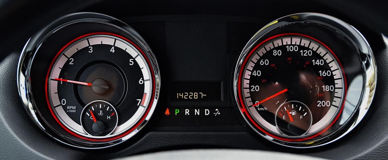 2016 Dodge Grand Caravan SXT Front-wheel Drive Passenger Van Automatic Photo