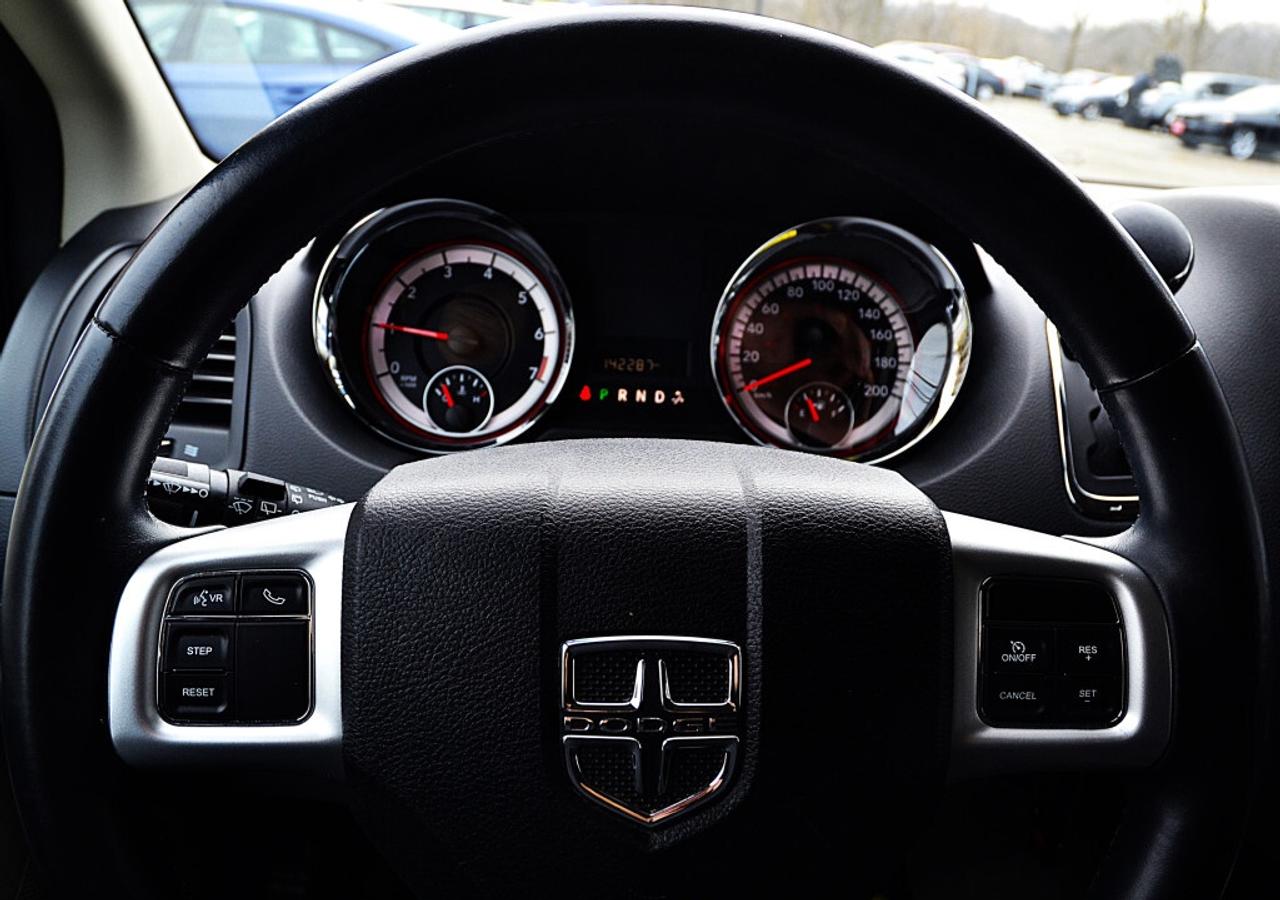 2016 Dodge Grand Caravan SXT Front-wheel Drive Passenger Van Automatic Photo