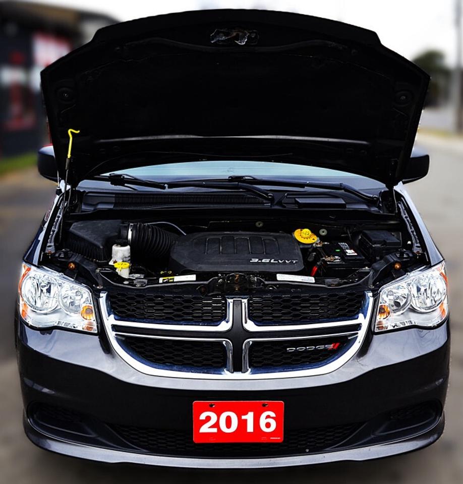 2016 Dodge Grand Caravan SXT Front-wheel Drive Passenger Van Automatic Photo