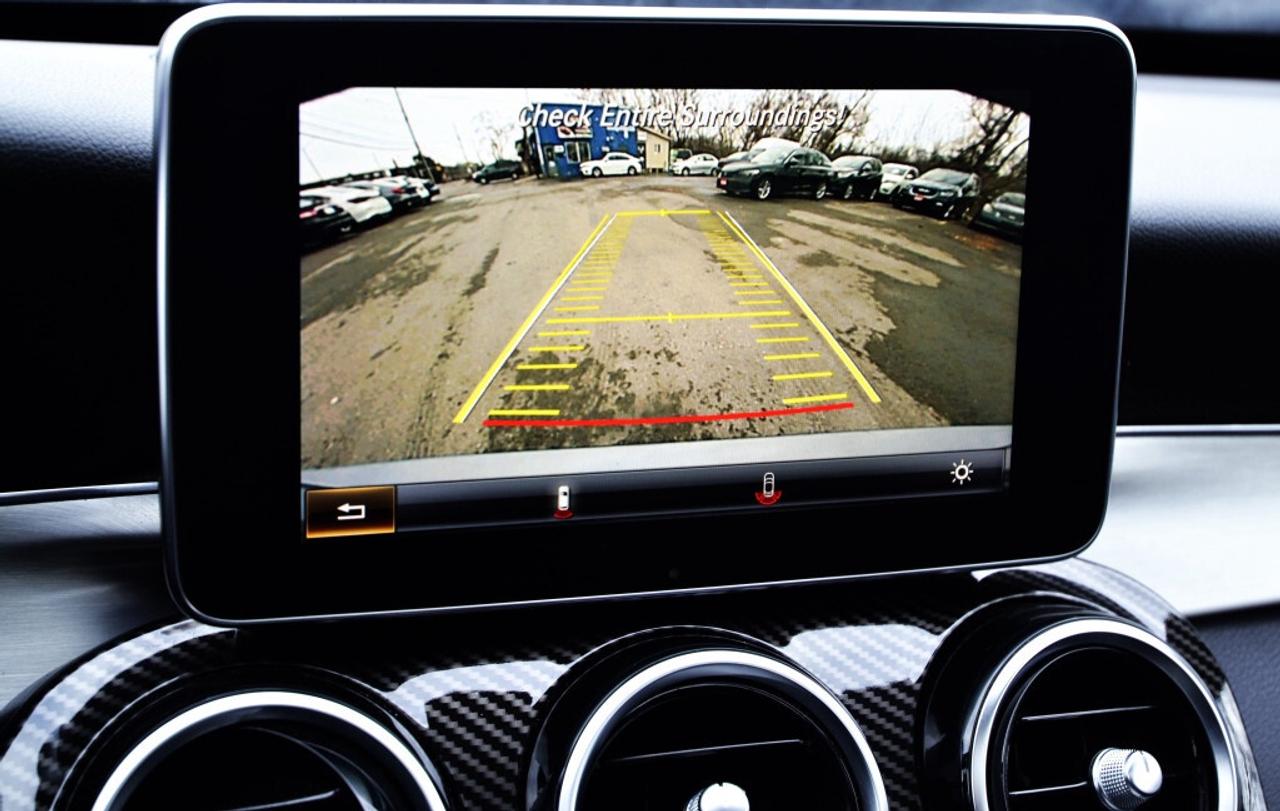 2017 Mercedes-Benz C-Class 4dr C 300 4MATIC turbocharged 2.0L Photo