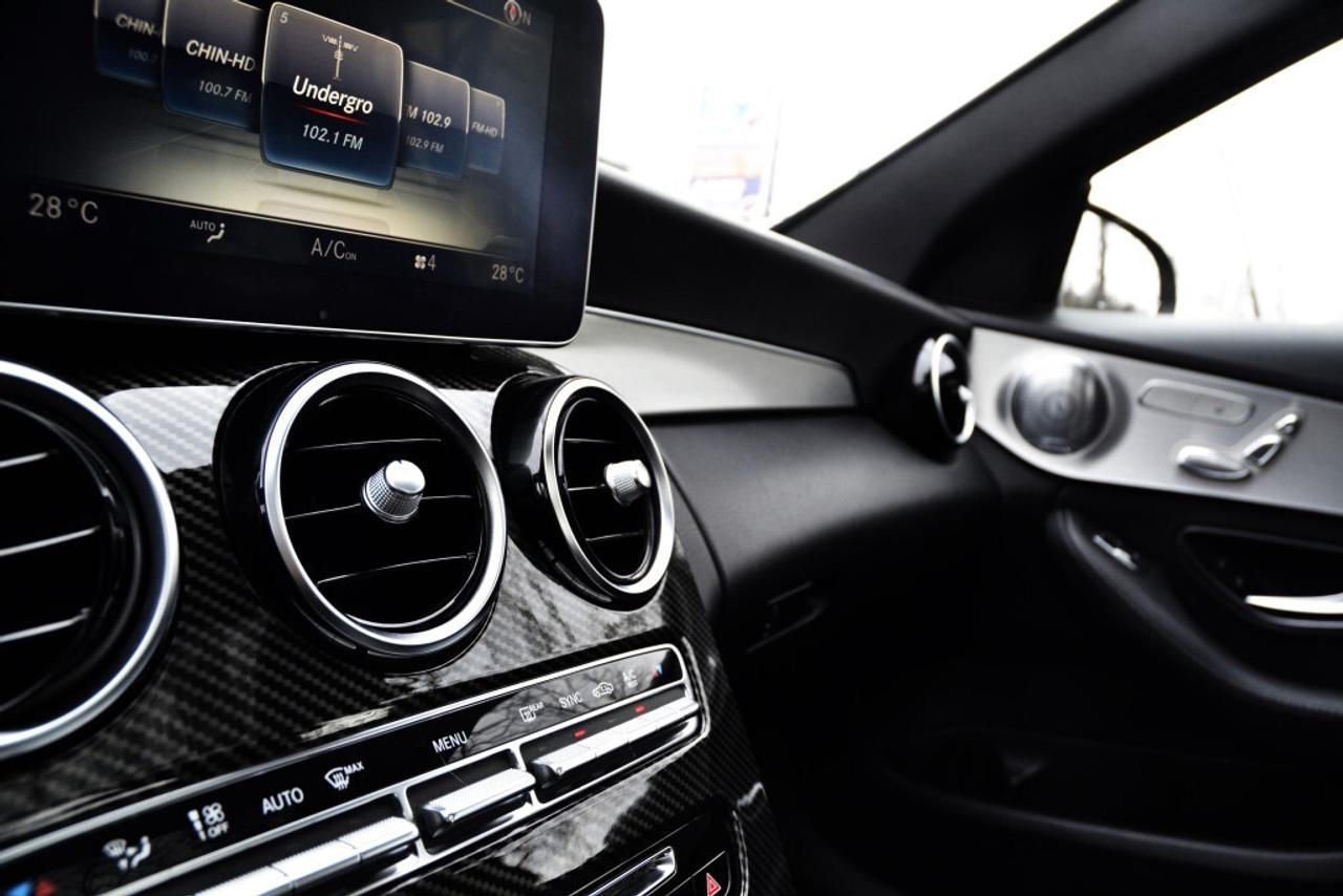 2017 Mercedes-Benz C-Class 4dr C 300 4MATIC turbocharged 2.0L Photo