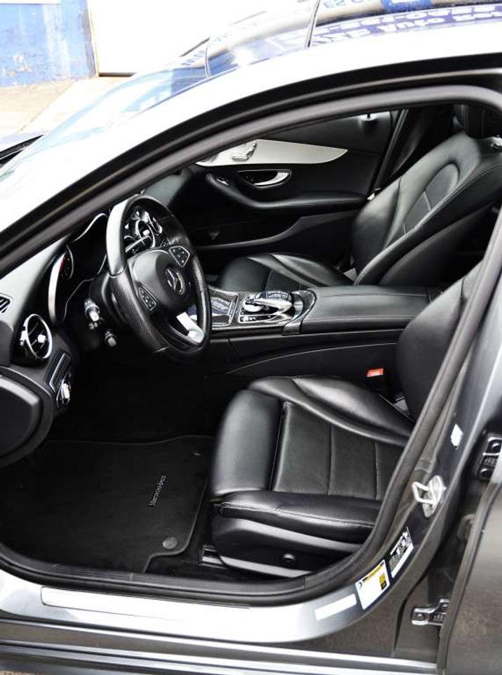 2017 Mercedes-Benz C-Class 4dr C 300 4MATIC turbocharged 2.0L Photo