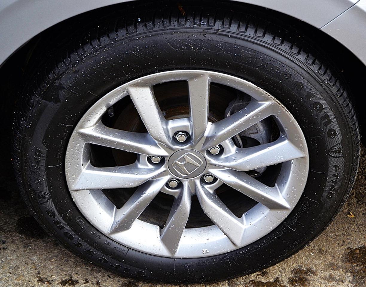 2024 Honda Civic Sedan EX CVT Photo