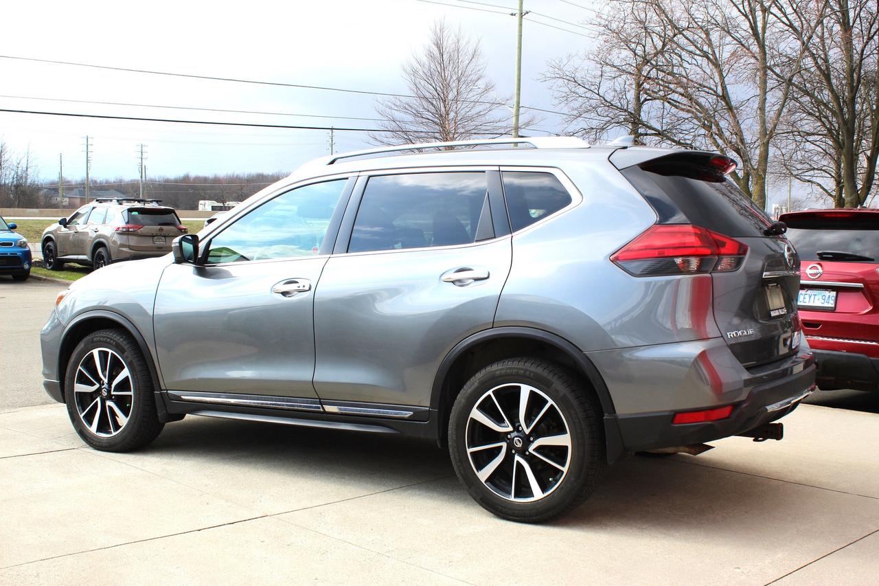 2017 Nissan Rogue SL Reserve pkg Photo