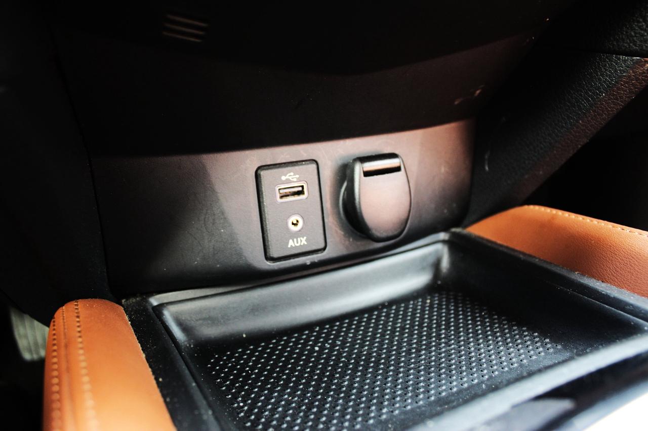 2017 Nissan Rogue SL Reserve pkg Photo