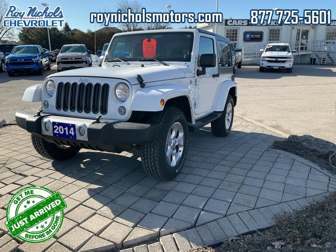 2014 Jeep Wrangler Sahara Photo0