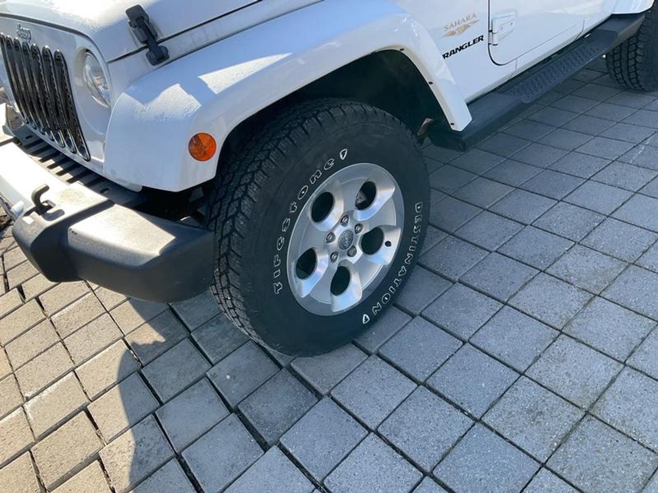 2014 Jeep Wrangler Sahara Photo