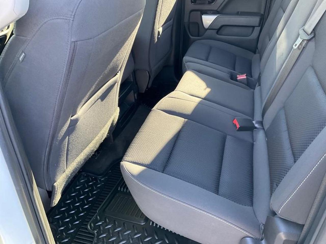 2018 Chevrolet Silverado 1500 LT Photo