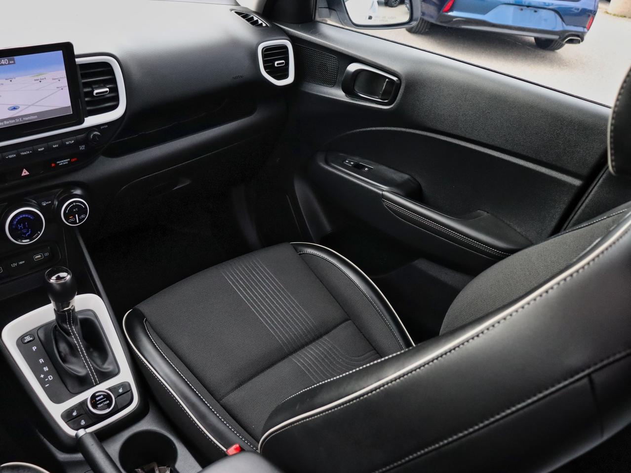 2022 Hyundai Venue Ultimate Photo