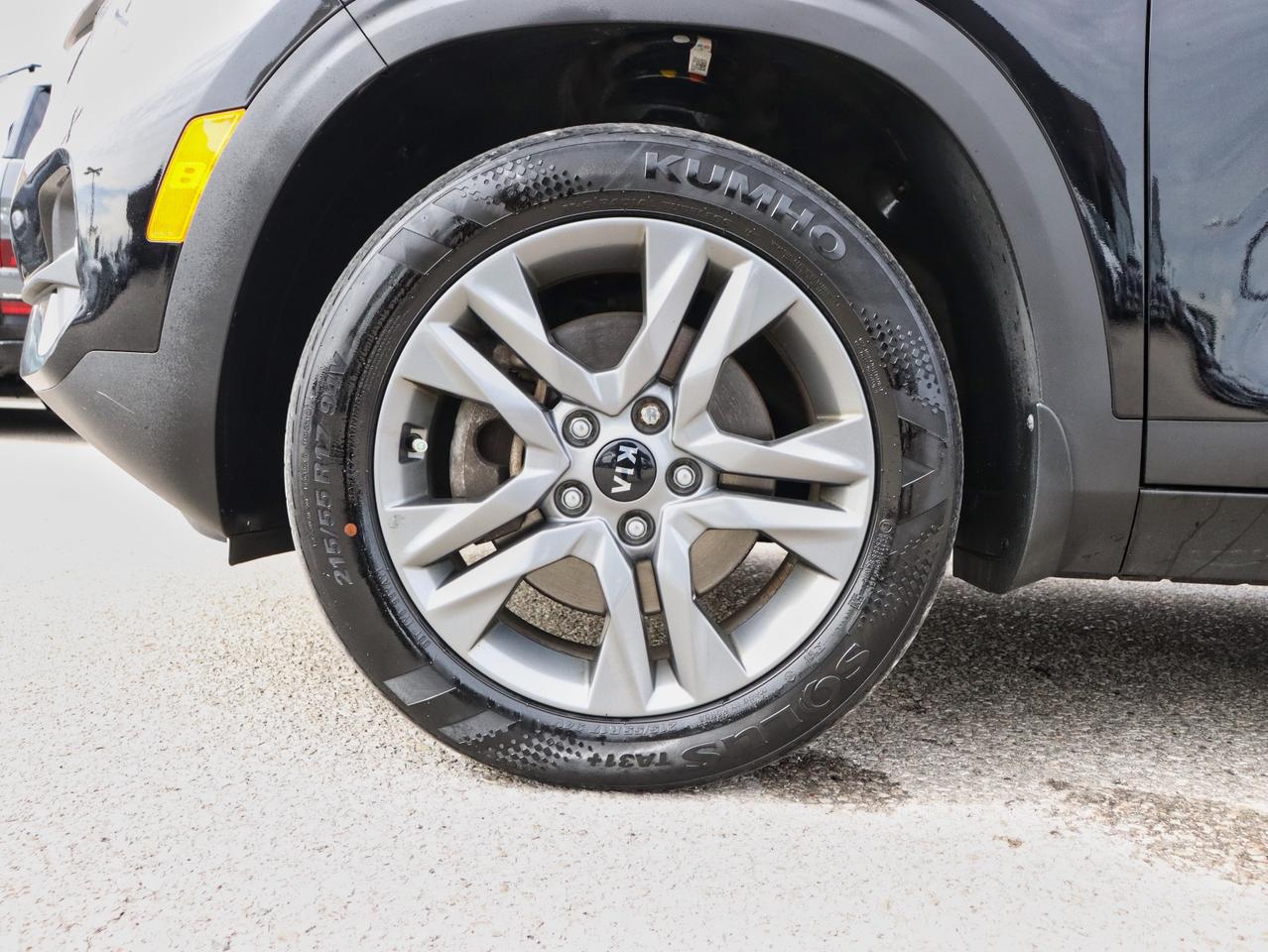 2021 Kia Seltos EX Photo