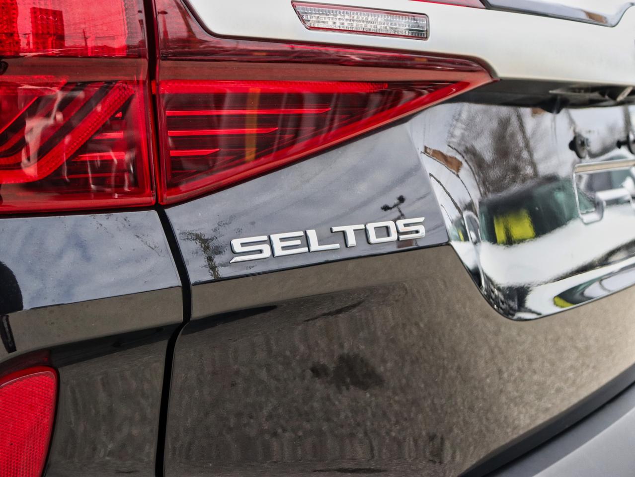 2021 Kia Seltos EX Photo
