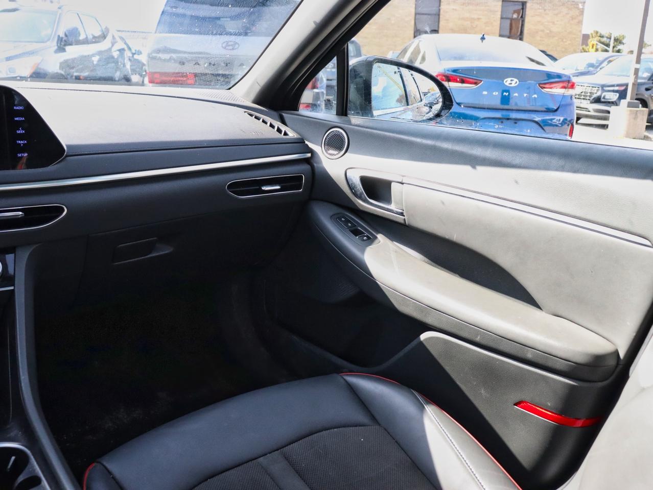 2023 Hyundai Sonata SPORT Photo