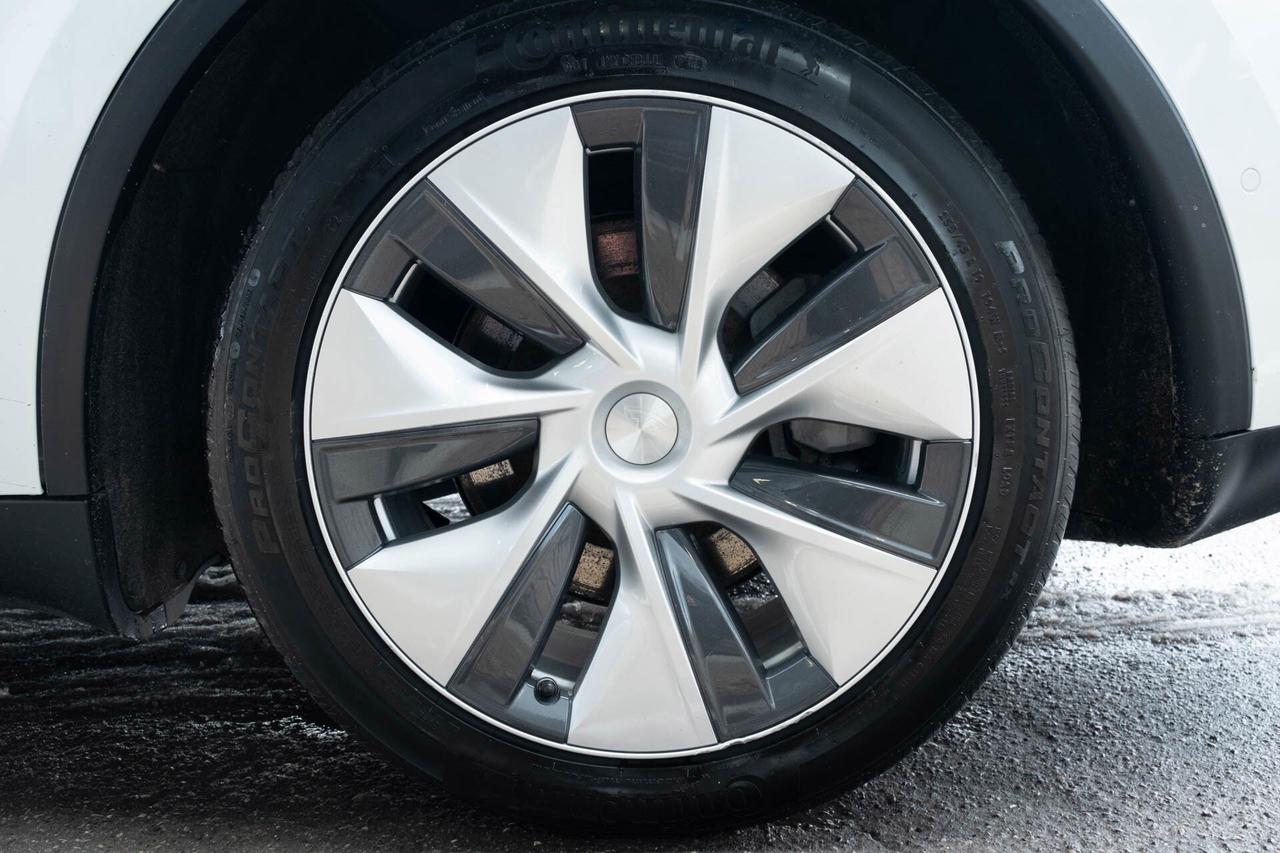 2020 Tesla Model Y Long Range AWD Photo